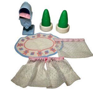 1990 Playskool Loving Family Dollhouse Mailbox Pink Letter Mail Green Shrub Vtg